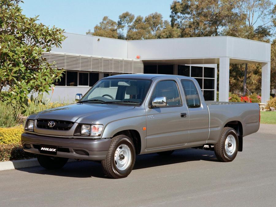  Toyota Hilux Xtra Cab 2001 года  (AU) (фото 2 из 3)